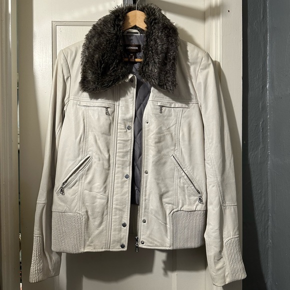 DANIER WOMENS, Small, Crème, Genuine Leather, Jacket - Picture 1 of 16
